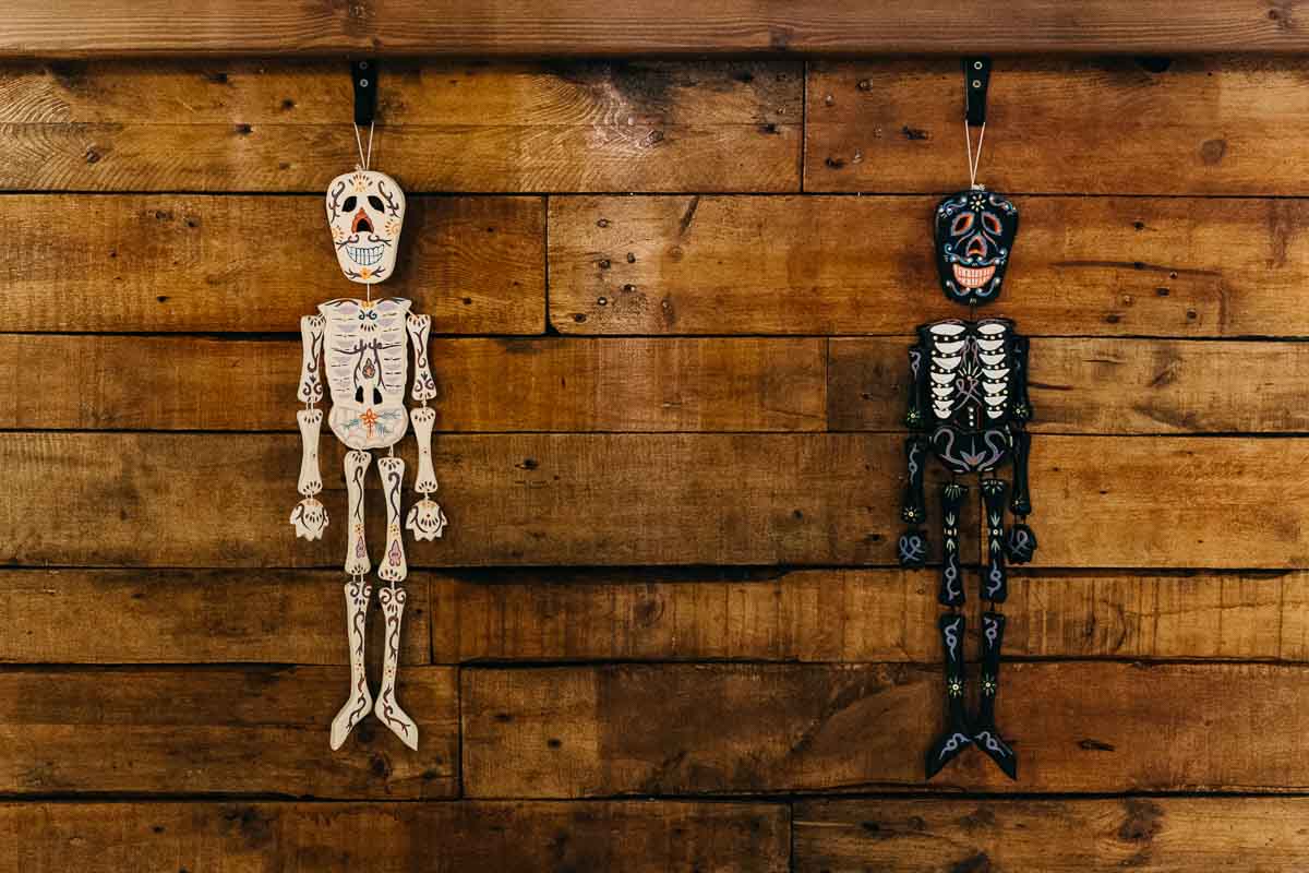 Santaco Cantina Mexicana - Detalle Local esqueletos Dia de los Muertos 2